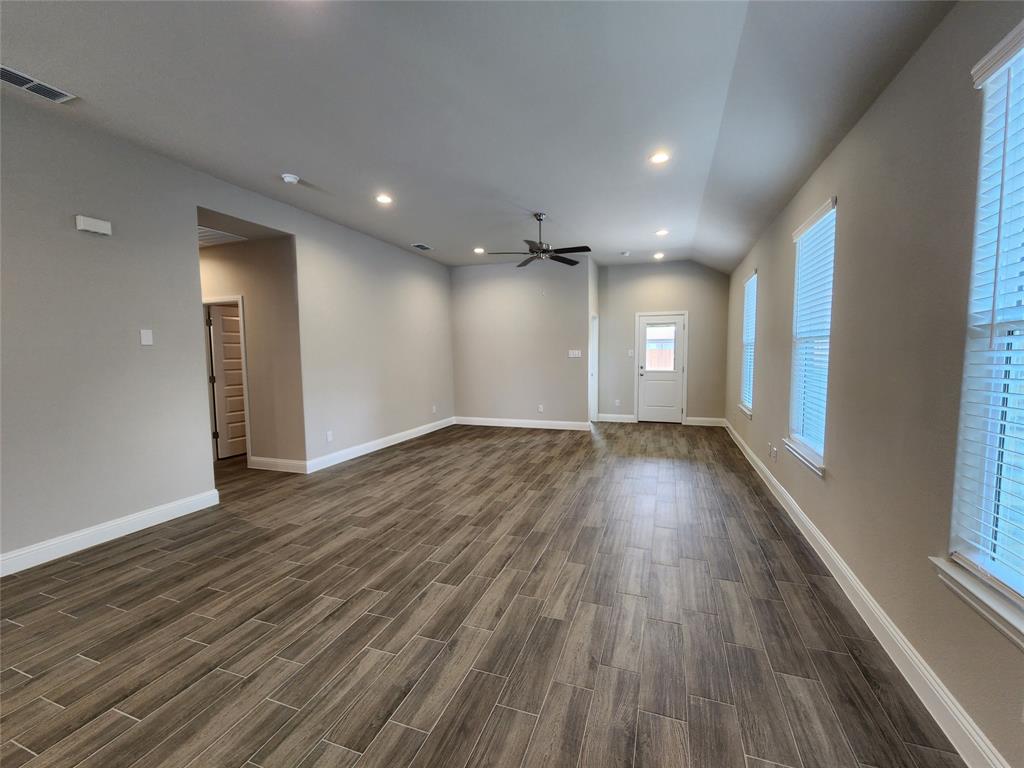 2309 Ruff Road Property Photo 11