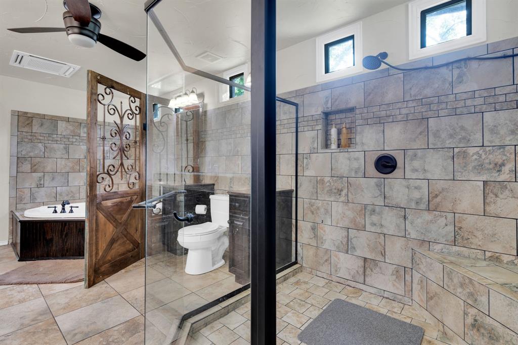 5102 Largo Drive Property Photo 15