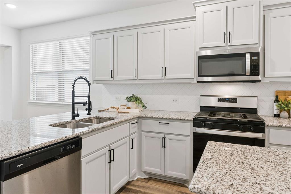 310 Boston Drive Property Photo 7
