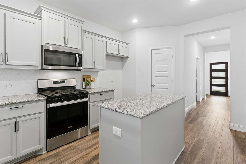 310 Boston Drive Property Photo 10