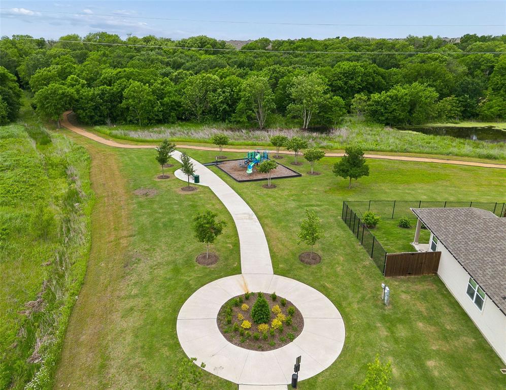 310 Boston Drive Property Photo 22