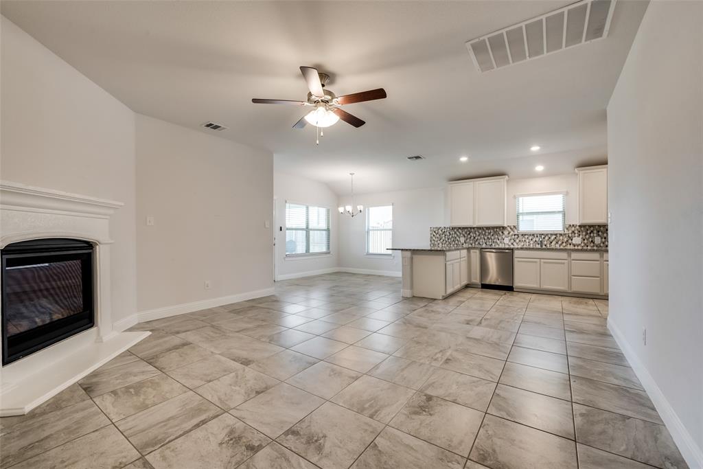 1211 Freestone Drive Property Photo 15