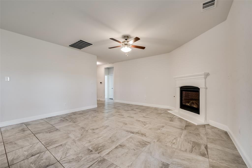 1211 Freestone Drive Property Photo 17