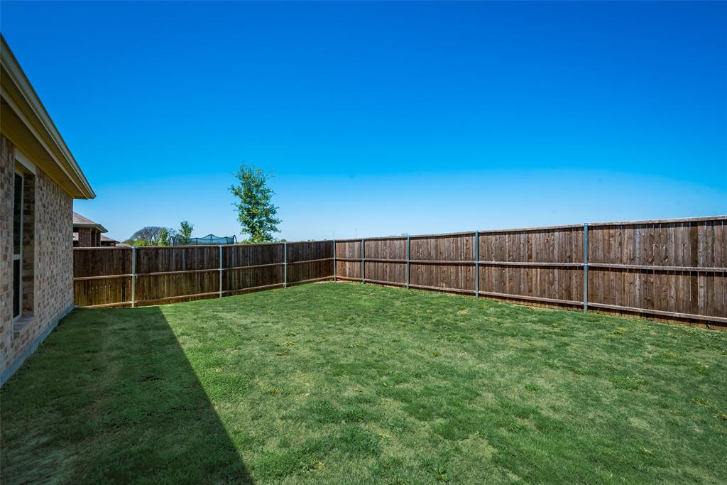 1211 Freestone Drive Property Photo 18