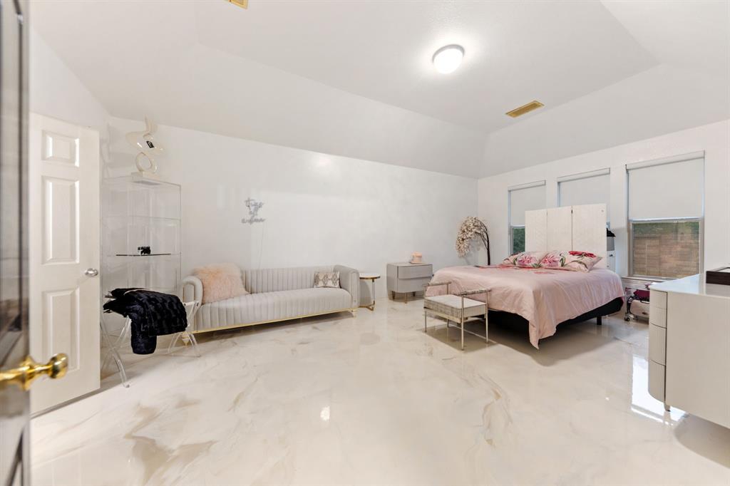 7096 Carmona Property Photo 11