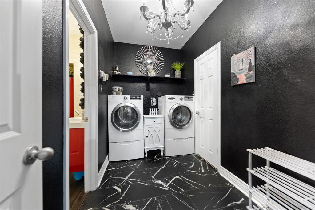 7096 Carmona Property Photo 17