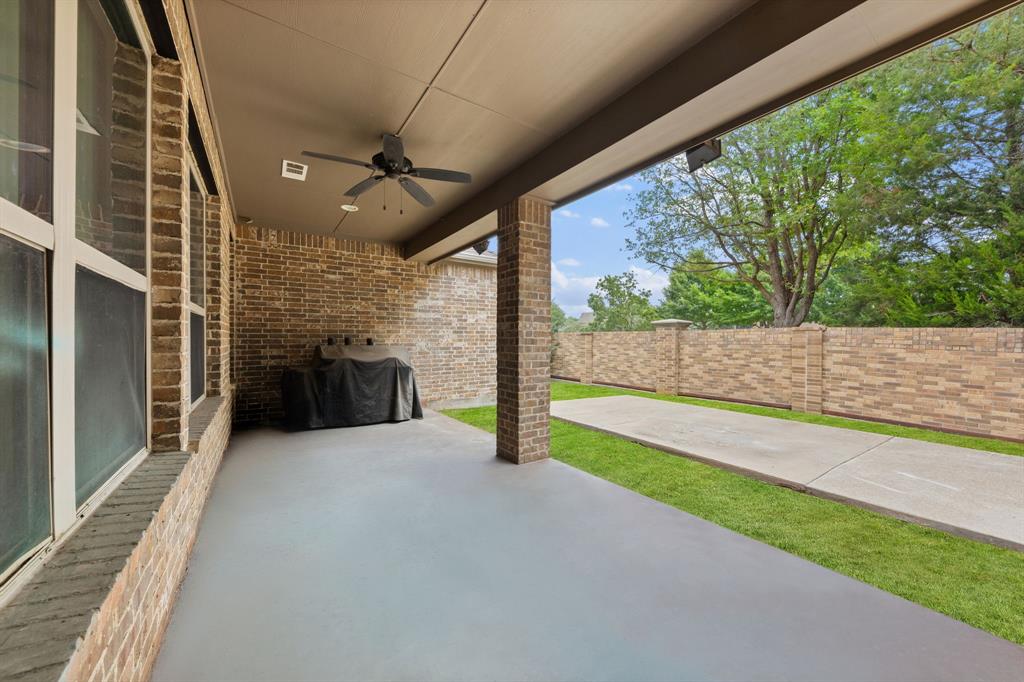 7096 Carmona Property Photo 27
