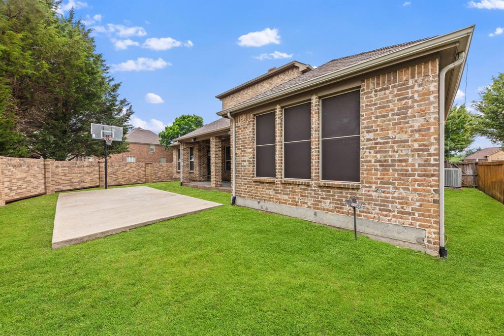 7096 Carmona Property Photo 28