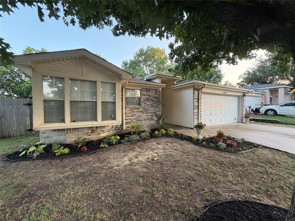 10225 Maverick Drive Property Photo 1