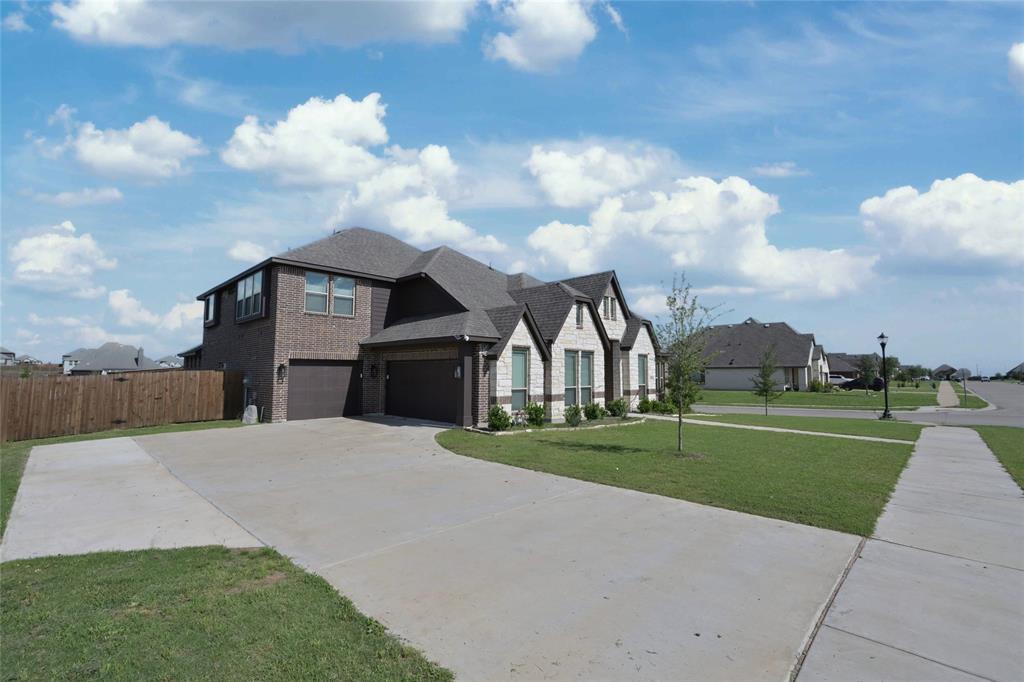 12600 Eagles Bluff Property Photo 3
