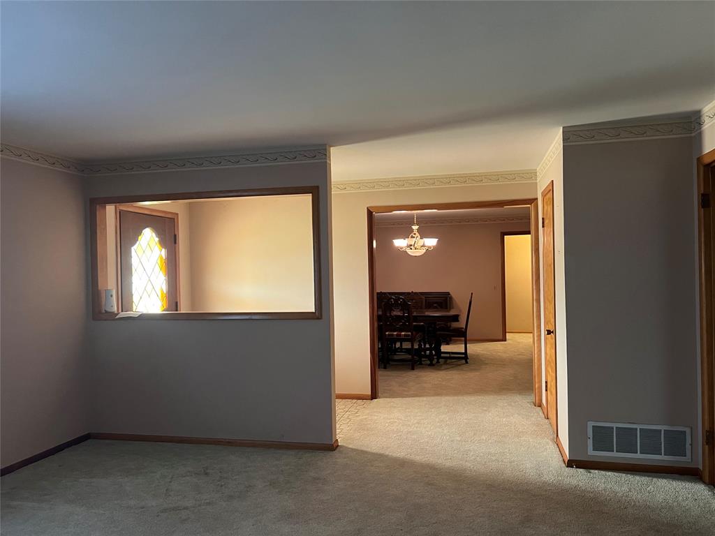 211 S Crockett Property Photo 21