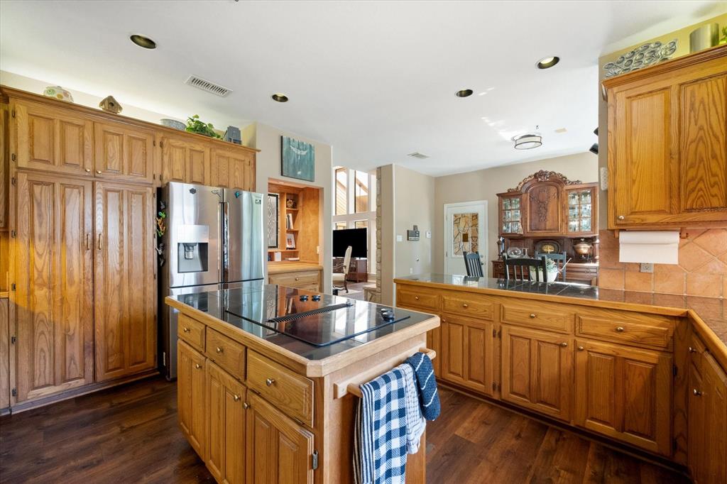 4917 Wareham Drive Property Photo 11