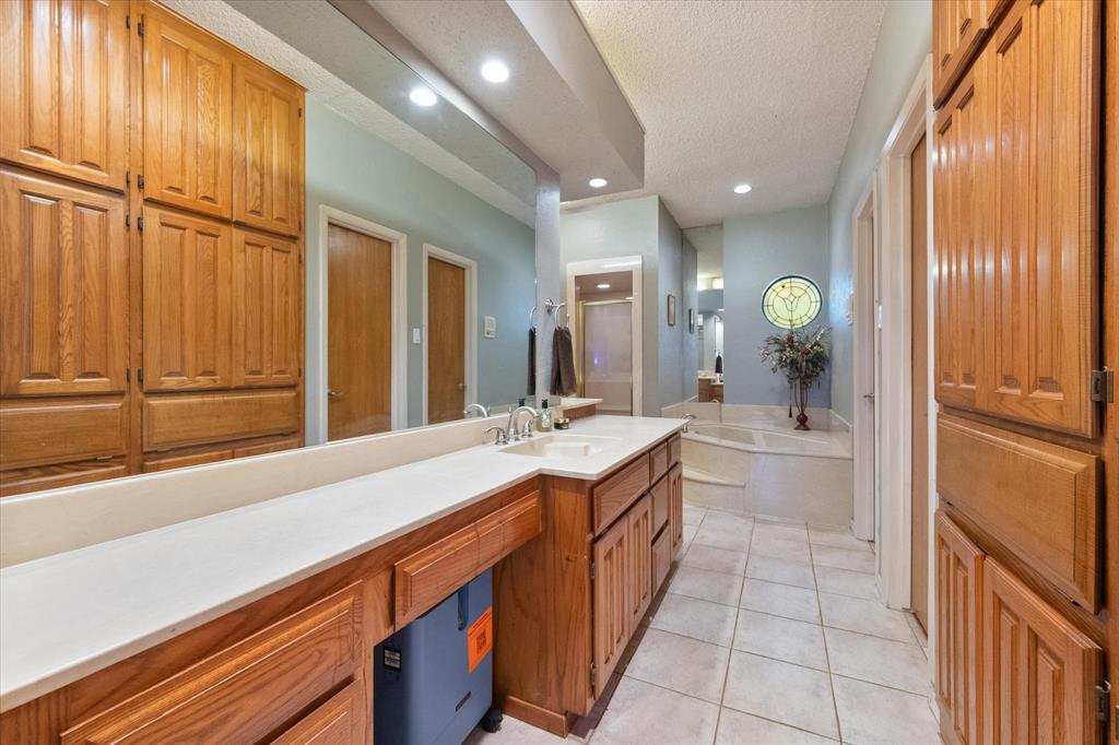 4917 Wareham Drive Property Photo 19