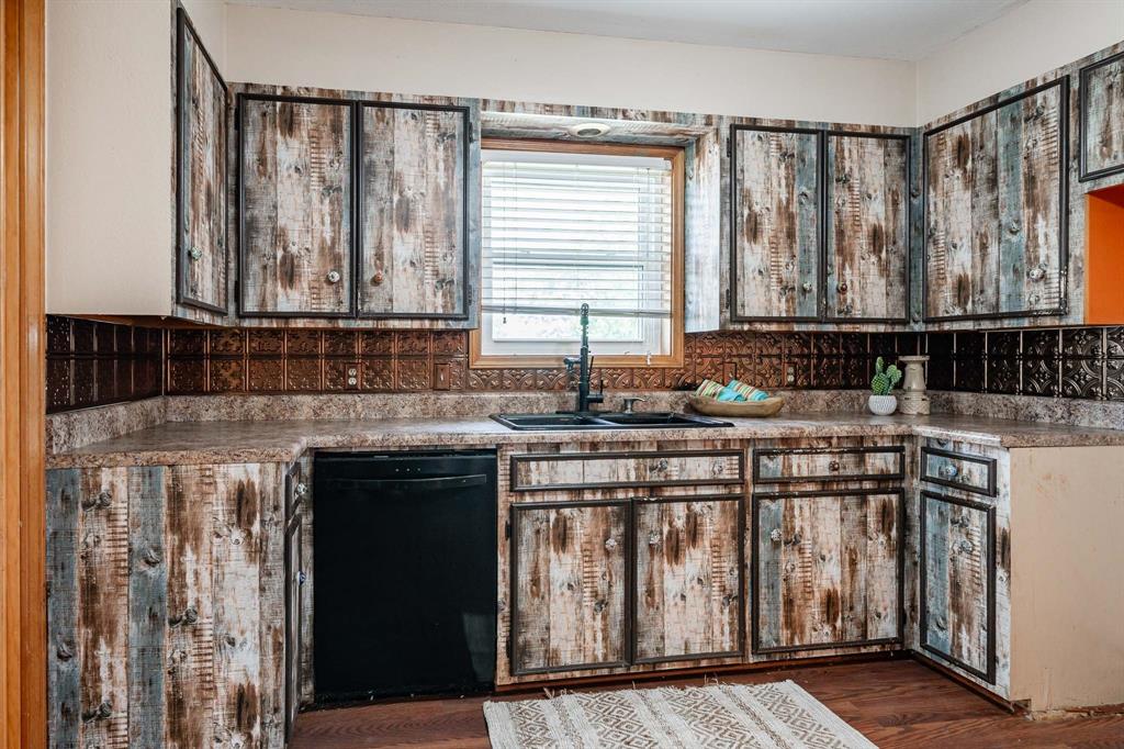 1001 E Nevada Property Photo 11