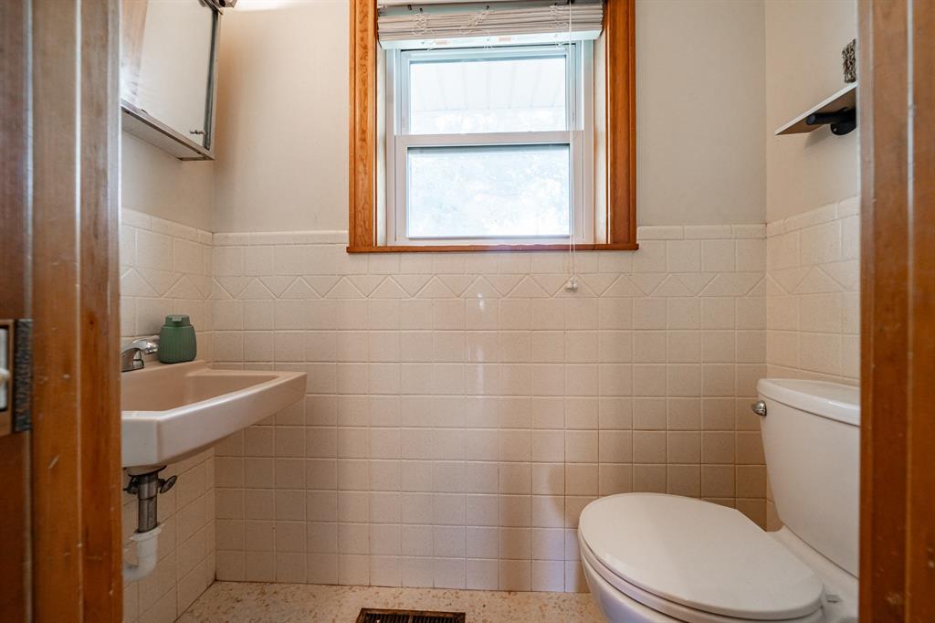 1001 E Nevada Property Photo 29