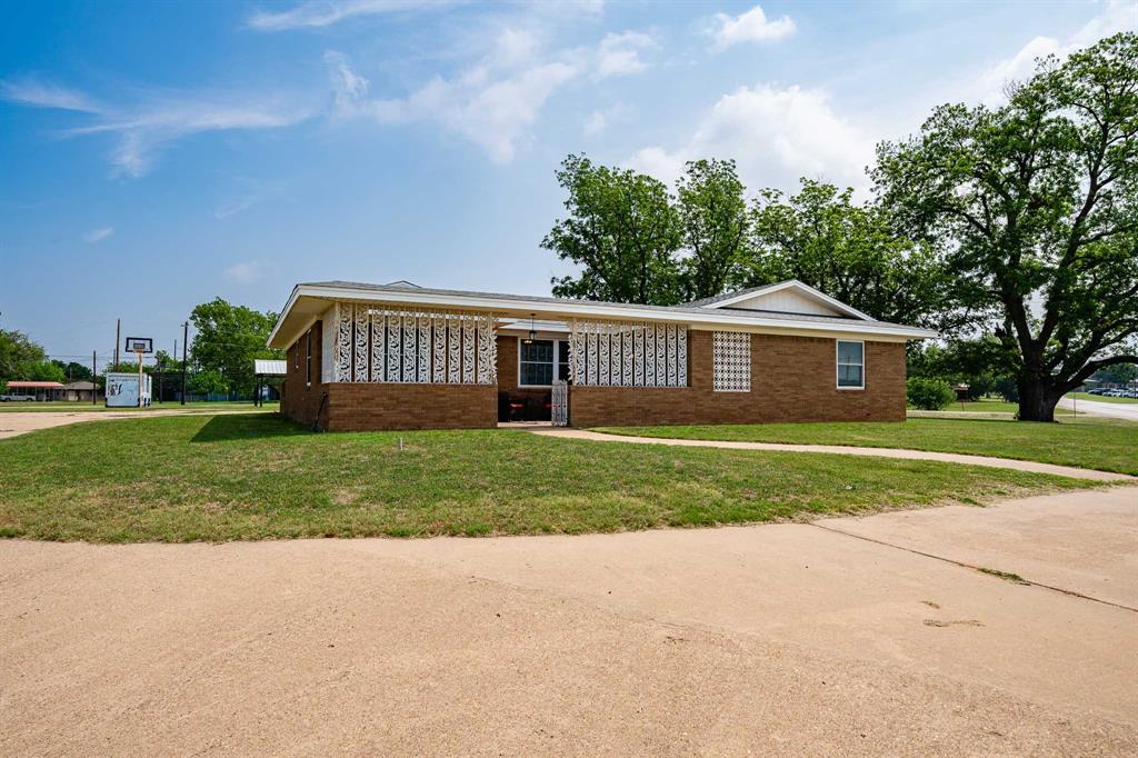 1001 E Nevada Property Photo 31