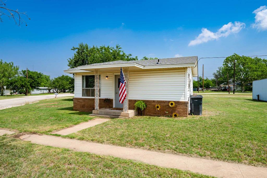 1001 E Nevada Property Photo 32