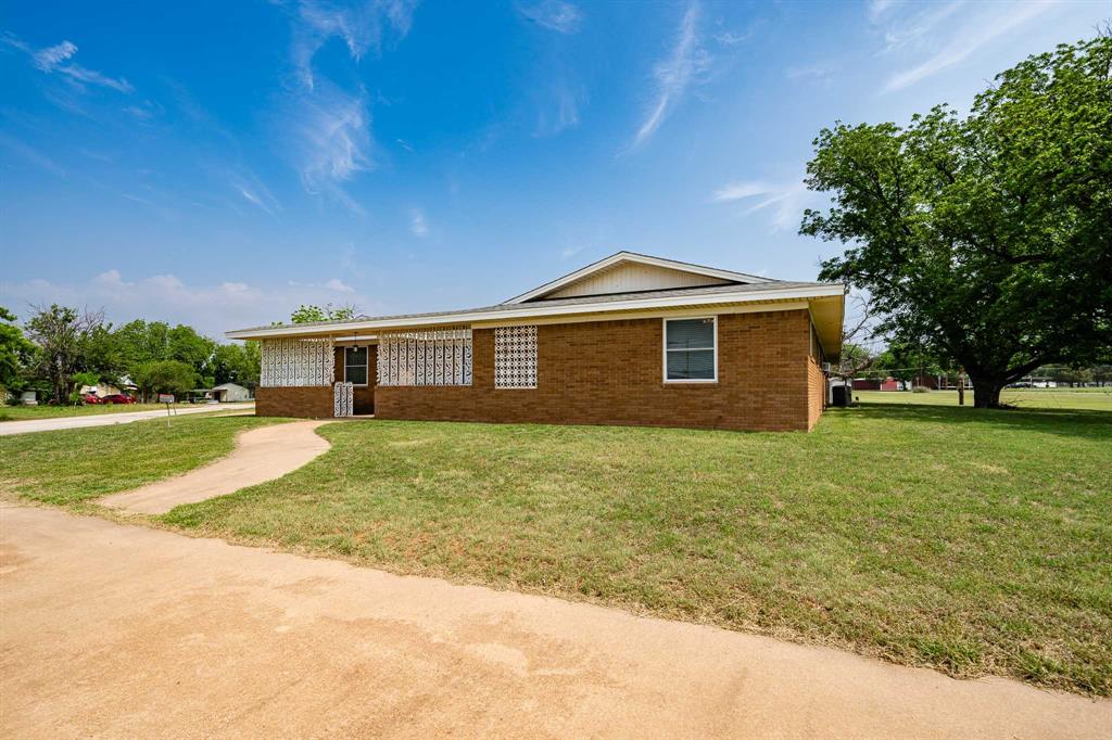 1001 E Nevada Property Photo 40