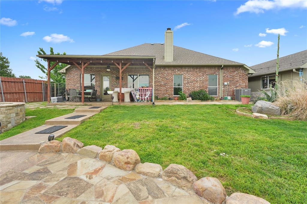 118 Dustin Drive Property Photo 14
