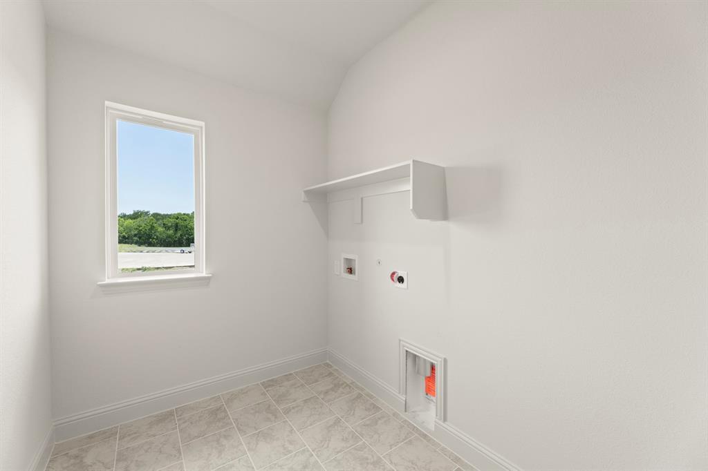 2021 Leighton Top Road Property Photo 8