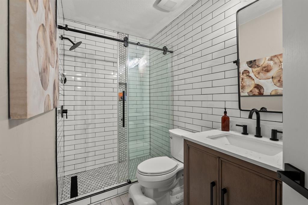 1025 E Ownsby Parkway Property Photo 31