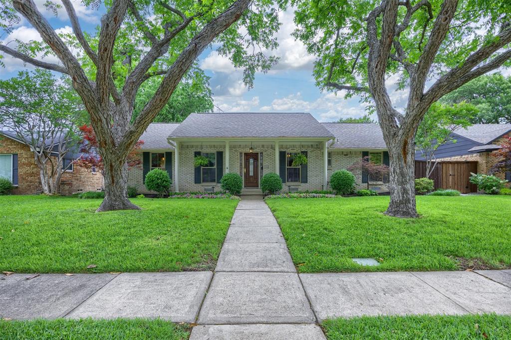 1404 Seminole Drive Property Photo 1