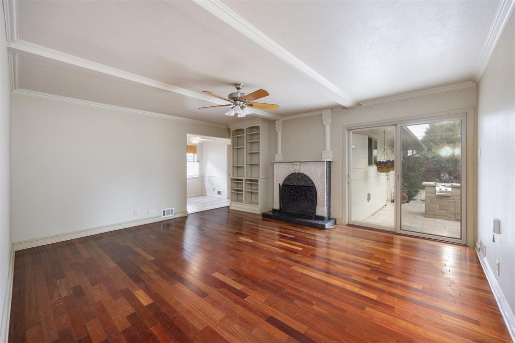 1404 Seminole Drive Property Photo 7