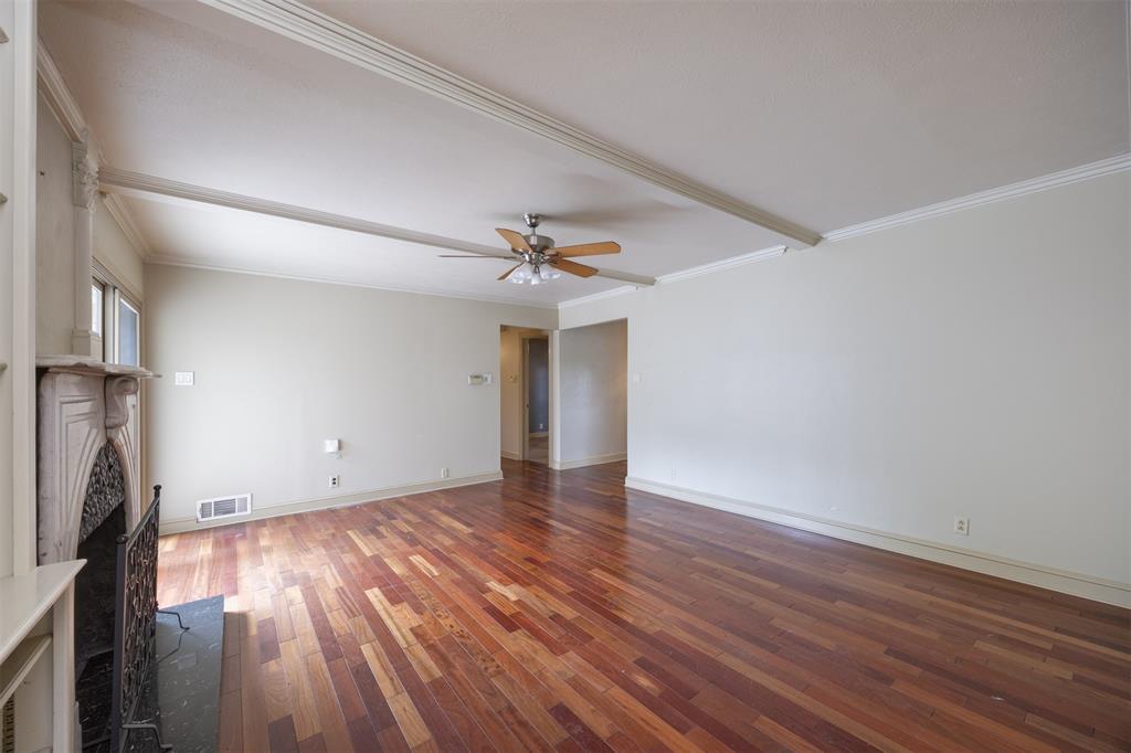 1404 Seminole Drive Property Photo 10
