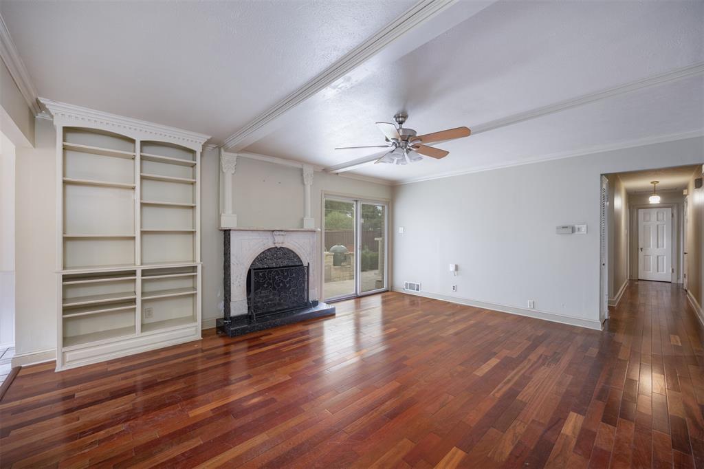 1404 Seminole Drive Property Photo 11
