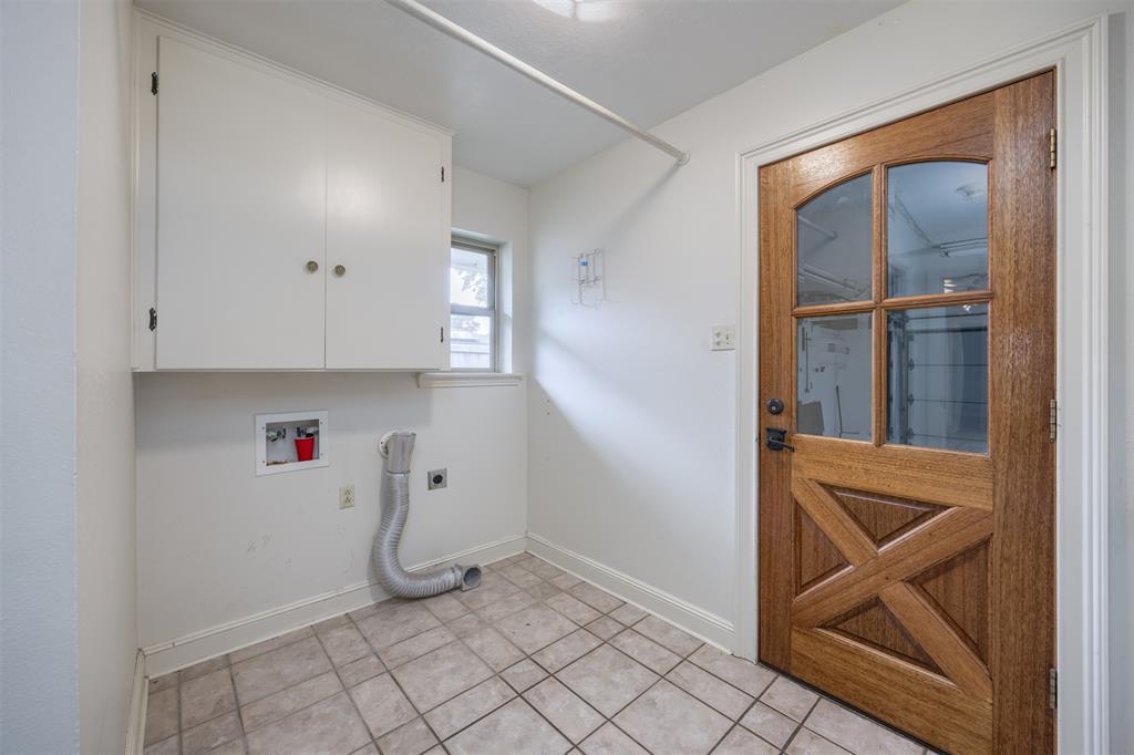 1404 Seminole Drive Property Photo 20