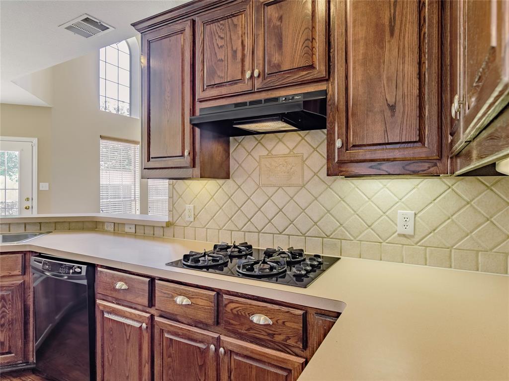 1211 Limestone Creek Drive Property Photo 12