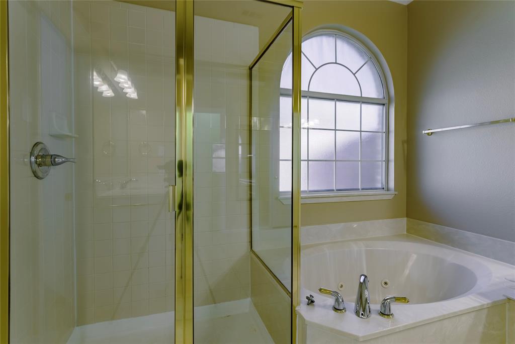 1211 Limestone Creek Drive Property Photo 23