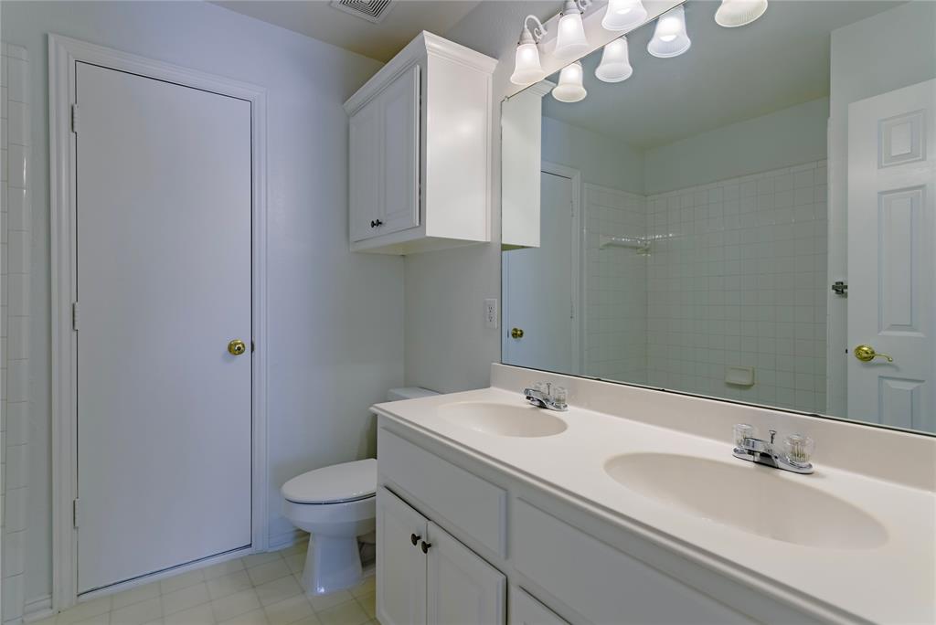 1211 Limestone Creek Drive Property Photo 30