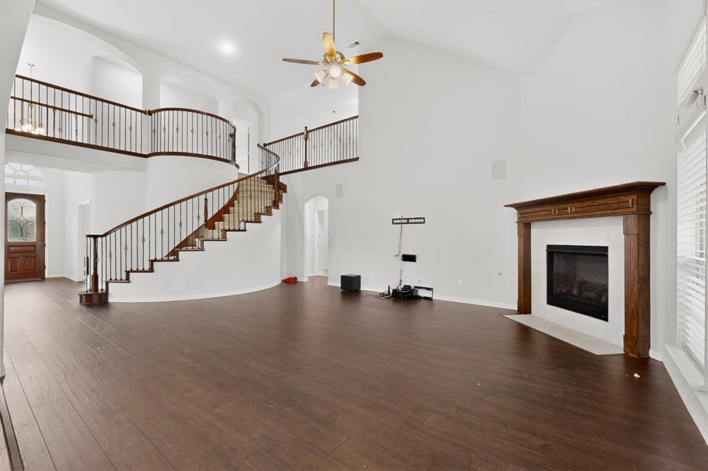 908 Heath Creek Drive Property Photo 7