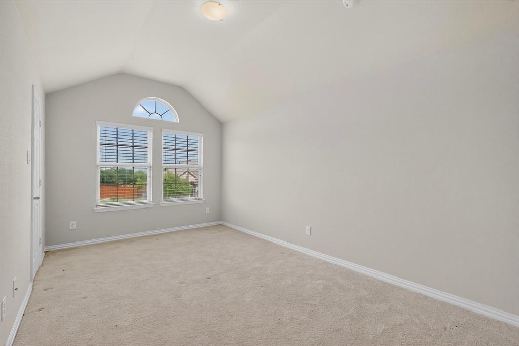 908 Heath Creek Drive Property Photo 22