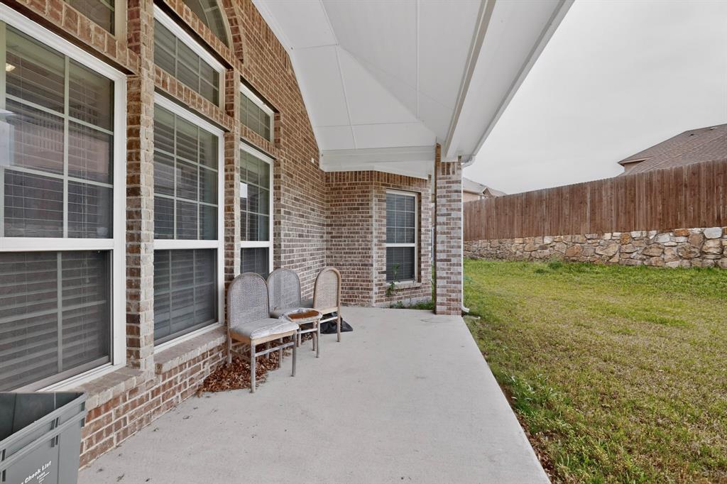 908 Heath Creek Drive Property Photo 31