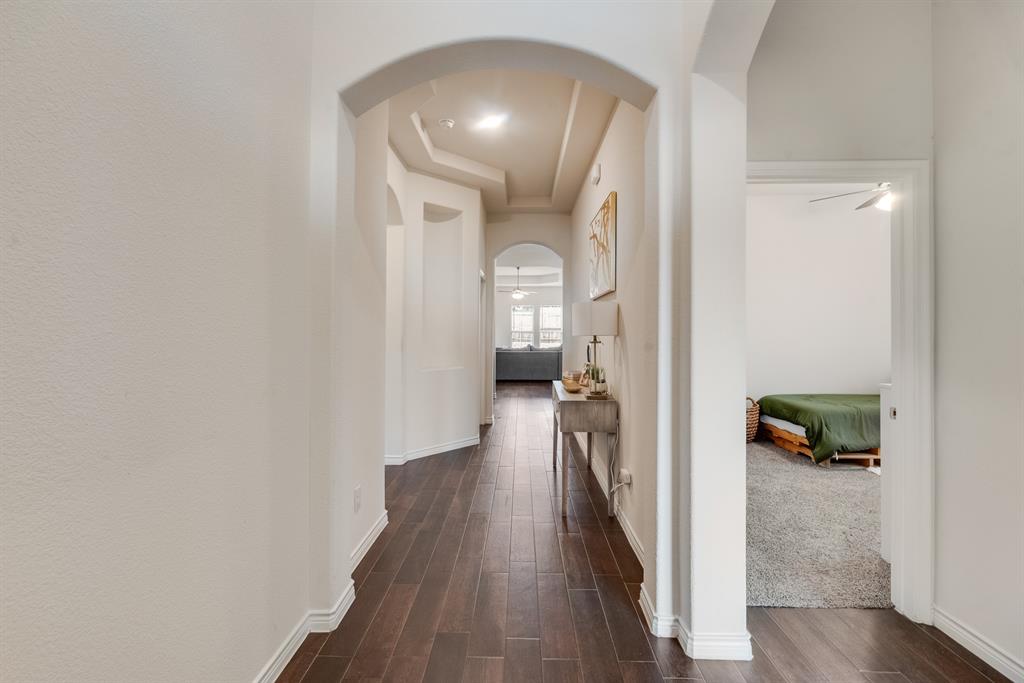 11221 Summer Rain Boulevard Property Photo 6