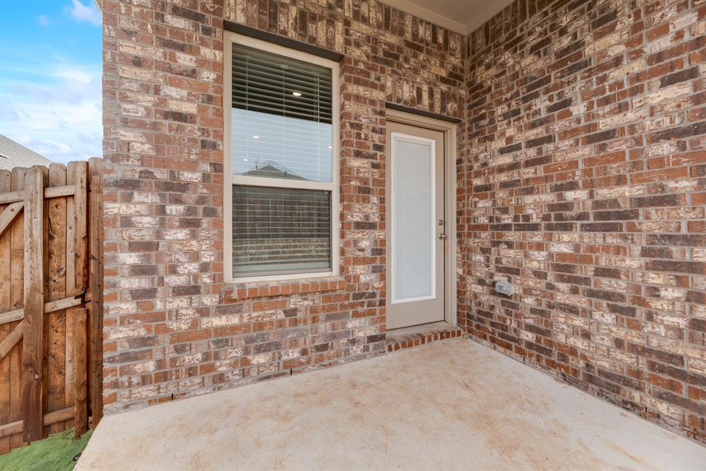 11221 Summer Rain Boulevard Property Photo 34
