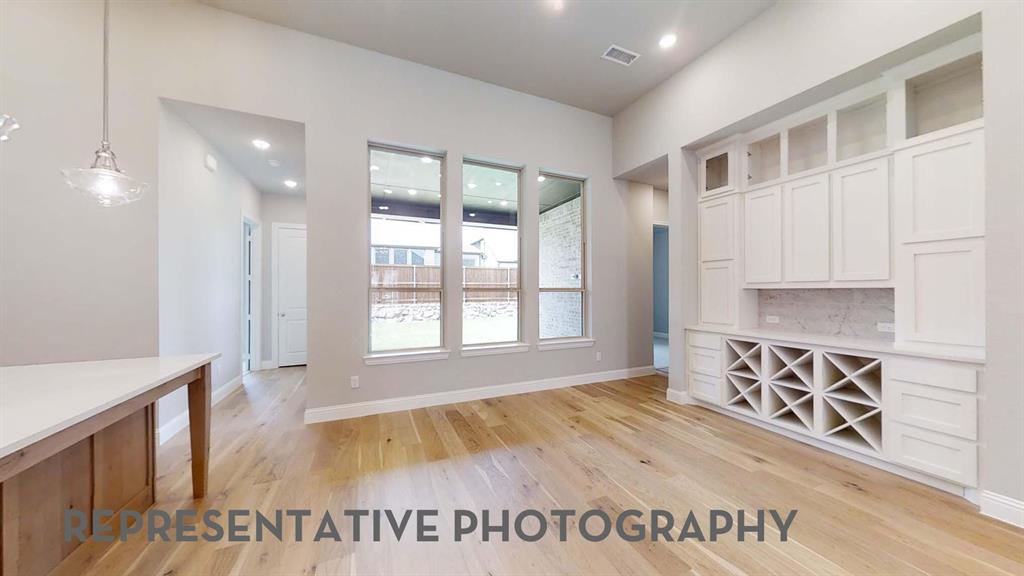 822 Shadow Creek Drive Property Photo 19
