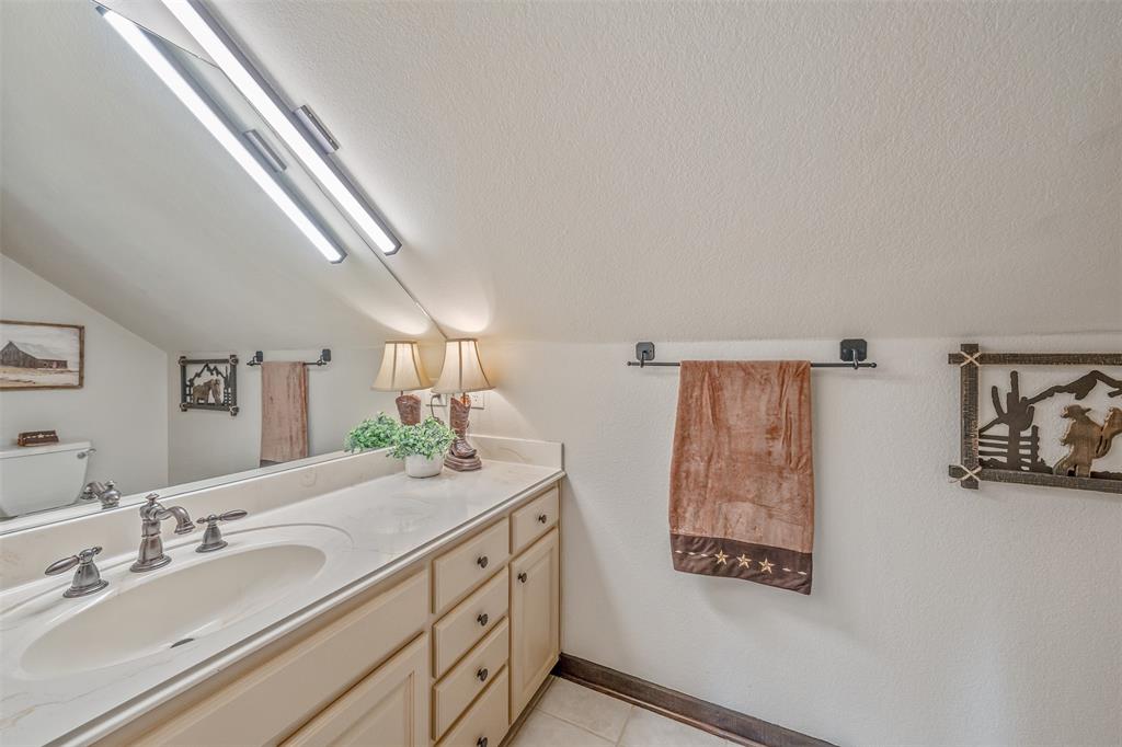 23241 County Road 2159 Property Photo 25