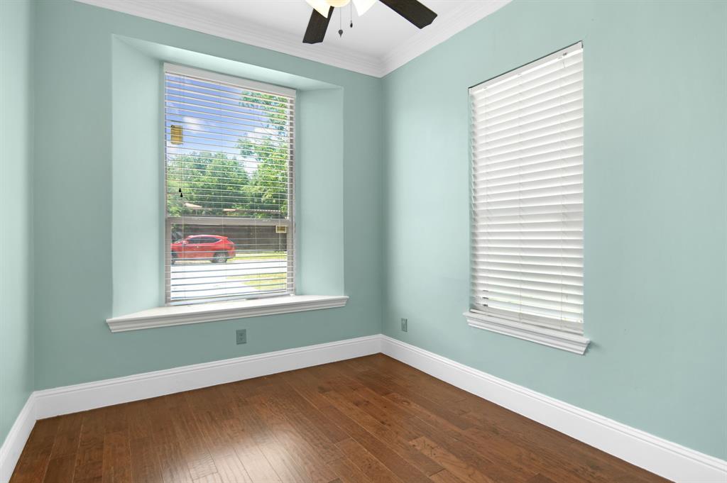 1812 Spring Lake Drive Property Photo 20