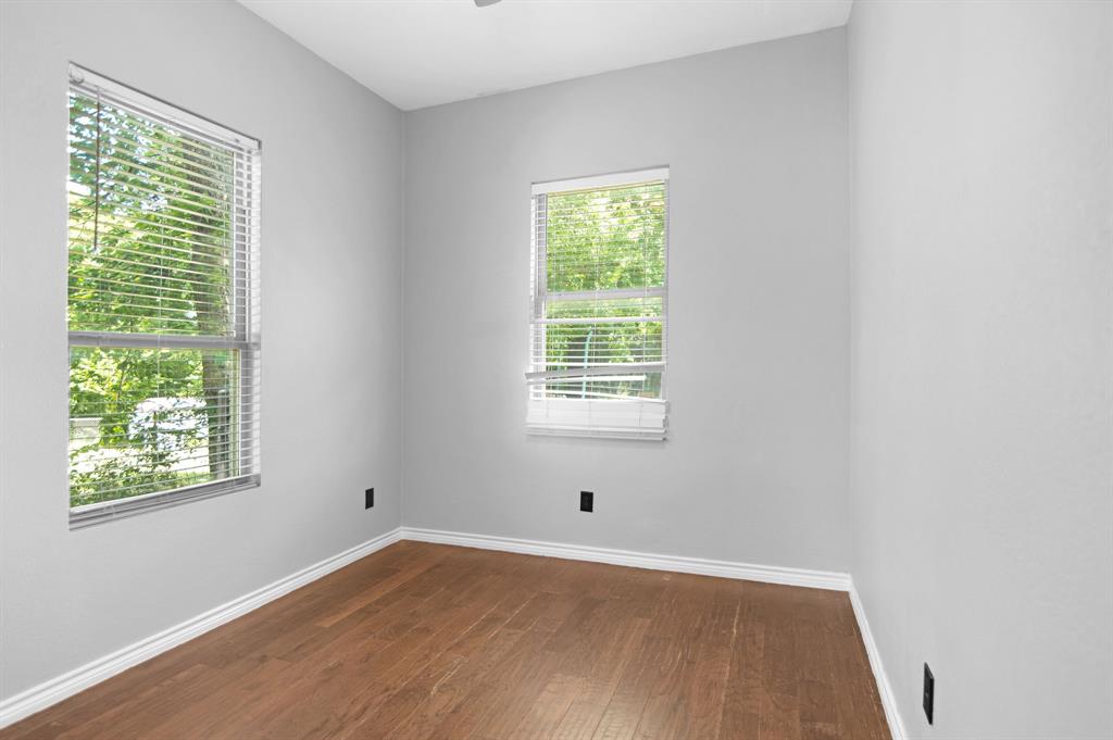 1812 Spring Lake Drive Property Photo 22