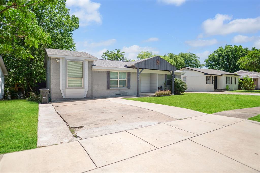 1812 Spring Lake Drive Property Photo 29