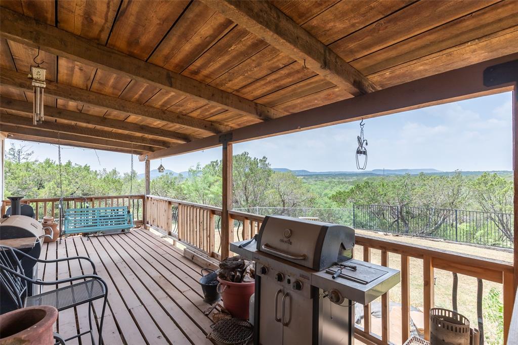 541 Country Place Property Photo 22