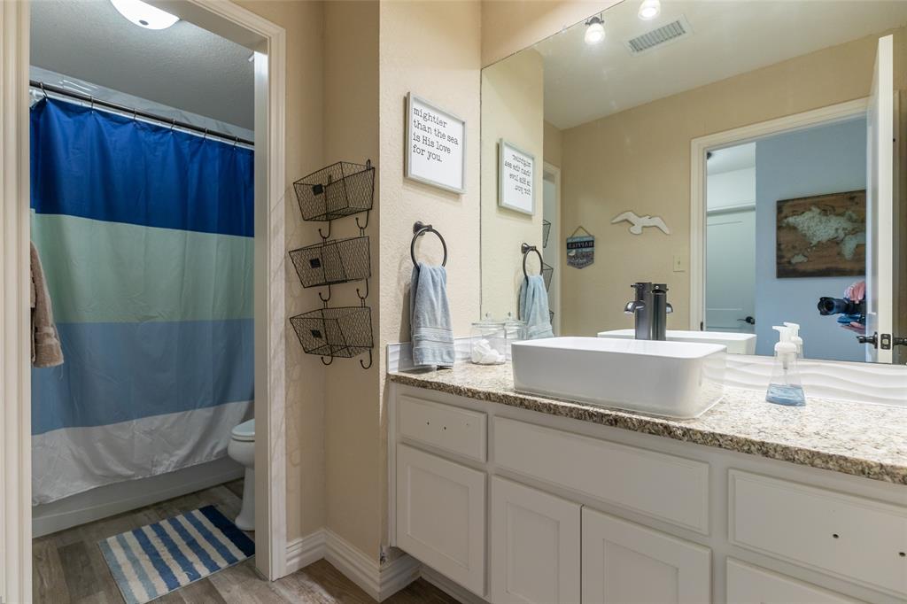 541 Country Place Property Photo 34