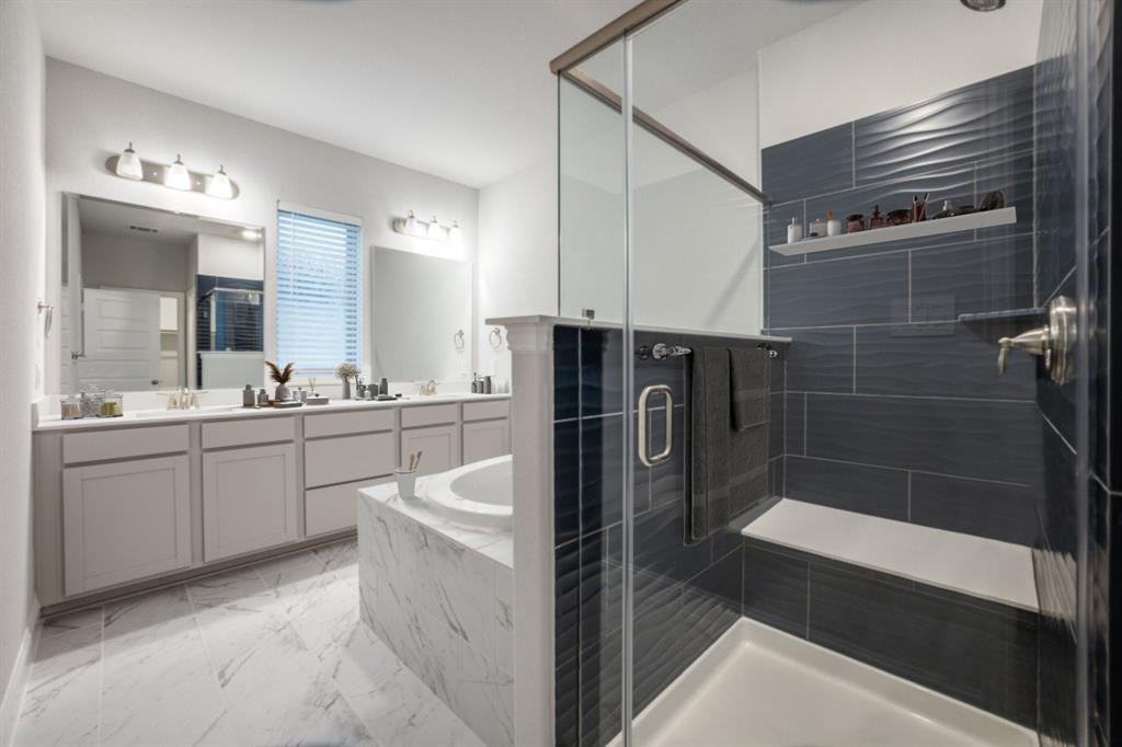 7833 Sunset Boulevard Property Photo 16