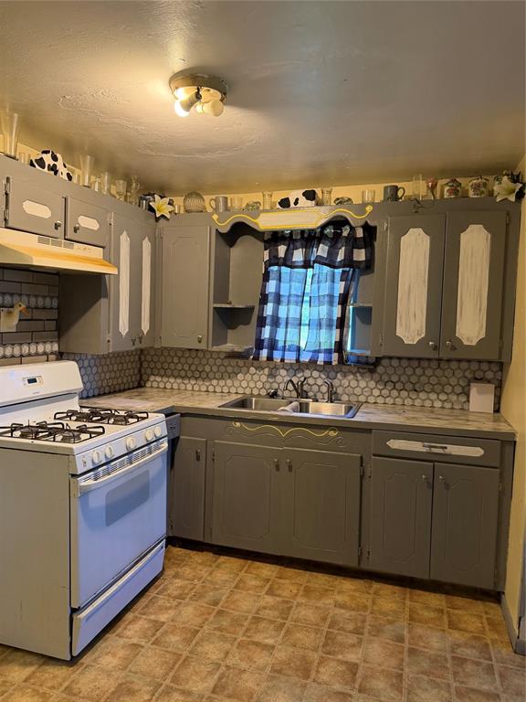2077 Burson Road Property Photo 10