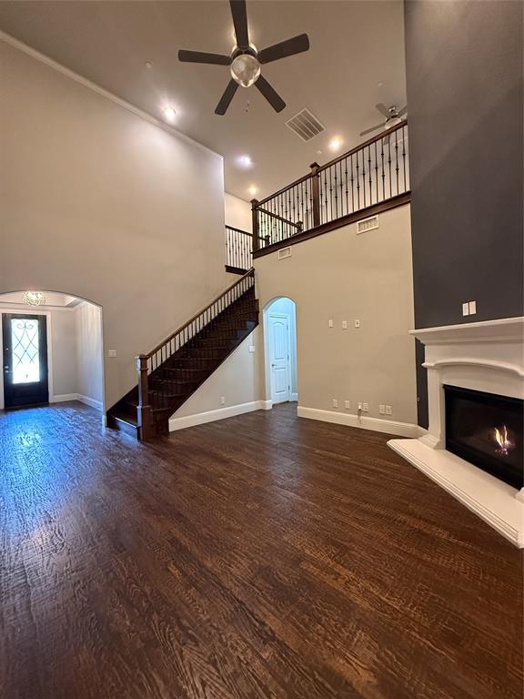 4229 Colton Drive Property Photo 3