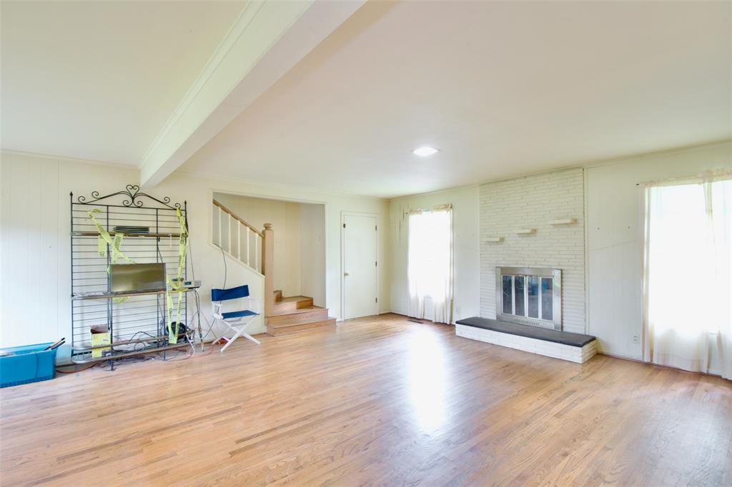 4901 Pine Avenue Property Photo 10