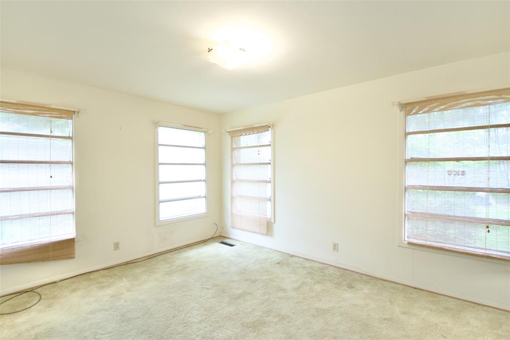 4901 Pine Avenue Property Photo 13